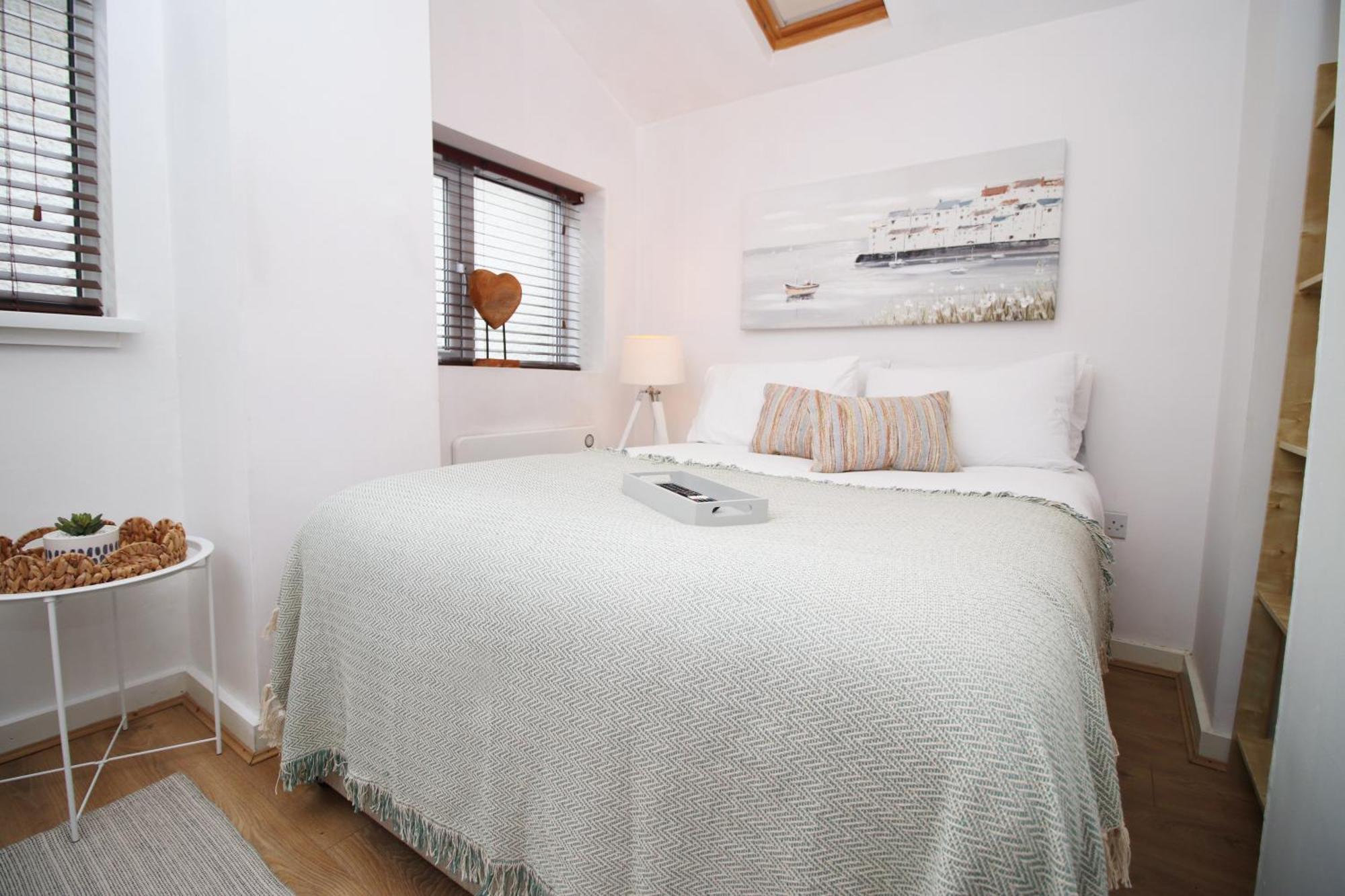 Coastal Penarth Dream! Close To Cardiff Superb Location Near Bars And Restaurants! Dog Friendly And Welcome Breakfast Pack! Luaran gambar